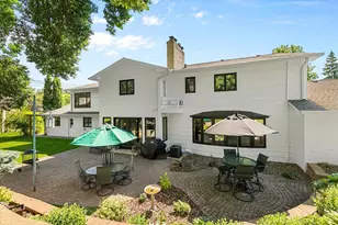 6716 W Shore Dr, Edina, MN 55435 - Photo 13
