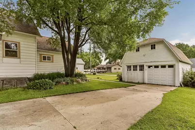 605 University Avenue, Spring Valley, MN 55975 - Photo 31