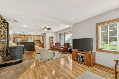 605 University Avenue, Spring Valley, MN 55975 - Photo 3