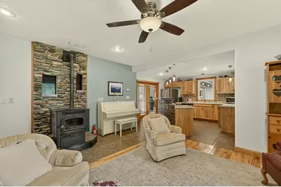 605 University Avenue, Spring Valley, MN 55975 - Photo 5