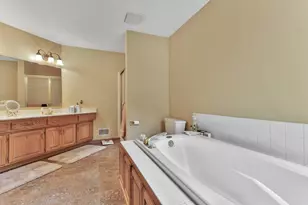 8113 Jewel Ave S, Cottage Grove, MN 55016 - Photo 27