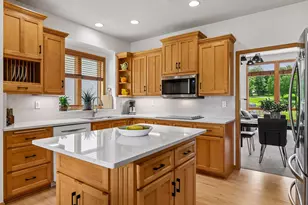 8732 Wedgemere Dr, Victoria, MN 55386 - Photo 5