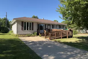202 Kent Rd, Hoyt Lakes, MN 55750 - Photo 3