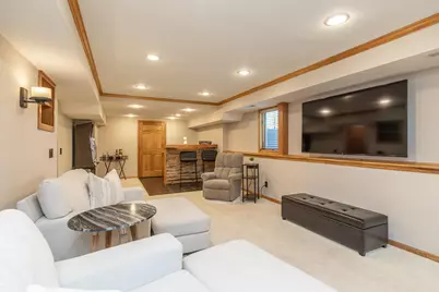 1104 Falls Curve, Chaska, MN 55318 - Photo 39