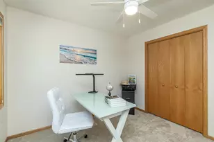 1104 Falls Curve, Chaska, MN 55318 - Photo 27
