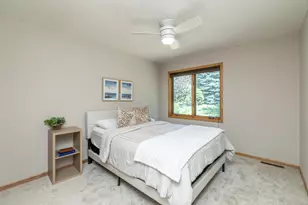 1104 Falls Curve, Chaska, MN 55318 - Photo 23