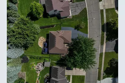 1104 Falls Curve, Chaska, MN 55318 - Photo 55