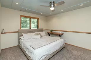 1104 Falls Curve, Chaska, MN 55318 - Photo 33