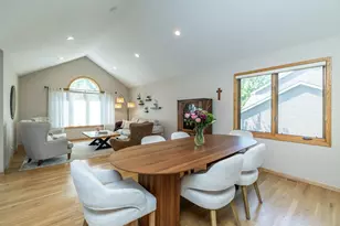 1104 Falls Curve, Chaska, MN 55318 - Photo 9