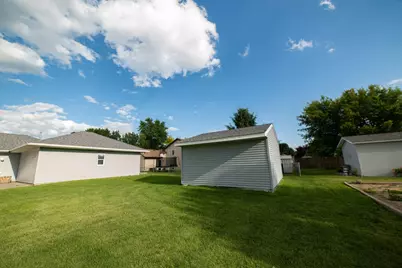 1201 Lyndon Avenue S, Glyndon, MN 56547 - Photo 11