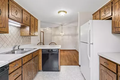 1799 1/2 County Road E E #30, White Bear Lake, MN 55110 - Photo 15