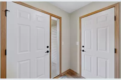 3909 46th Avenue NW, Rochester, MN 55901 - Photo 9