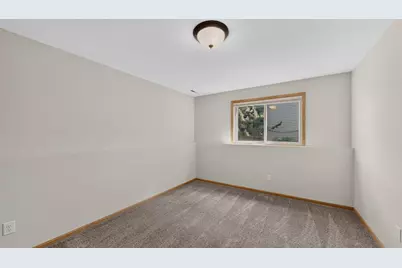 3909 46th Avenue NW, Rochester, MN 55901 - Photo 33