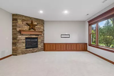 2404 Fieldstone Curve, Woodbury, MN 55129 - Photo 49