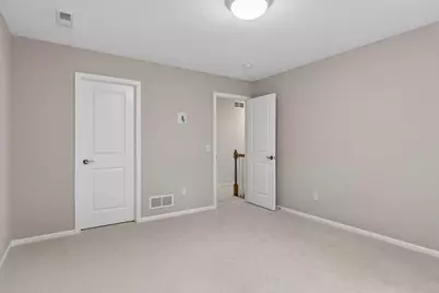 2404 Fieldstone Curve, Woodbury, MN 55129 - Photo 41