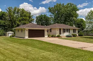 1305 25th St SE, Rochester, MN 55904 - Photo 5