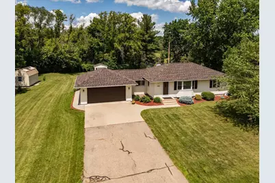 1305 25th Street SE, Rochester, MN 55904 - Photo 1