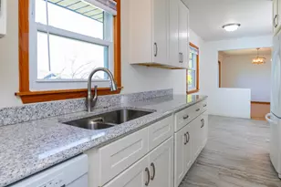 2843 Churchill St, Roseville, MN 55113 - Photo 13