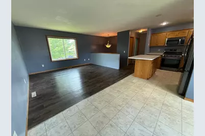 445 Maryland Street NW, Hutchinson, MN 55350 - Photo 7