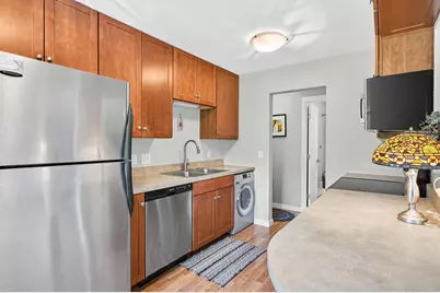 240 Wentworth Avenue W #306, West Saint Paul, MN 55118 - Photo 9