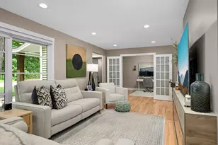 4870 Rusten Rd, Eagan, MN 55122 - Photo 13