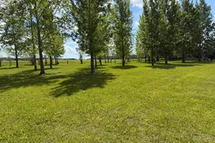 26790 Co Rd 15, Roseau, MN 56751 - Photo 33
