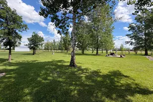 26790 Co Rd 15, Roseau, MN 56751 - Photo 31