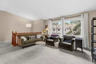 926 Sherwood Rd, Shoreview, MN 55126 - Photo 5
