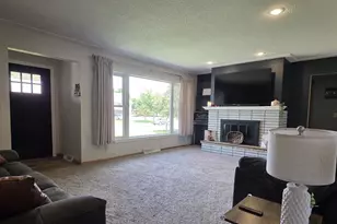 1207 W Park Ave, Olivia, MN 56277 - Photo 15