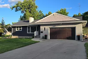 1207 W Park Ave, Olivia, MN 56277 - Photo 3