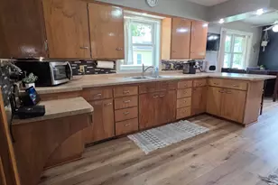 1207 W Park Ave, Olivia, MN 56277 - Photo 7