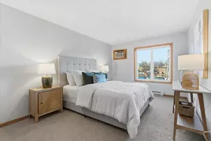 2425 E Franklin Ave, Minneapolis, MN 55406 - Photo 13