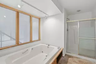 2005 Kelly Dr, Golden Valley, MN 55427 - Photo 23