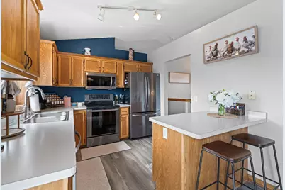 609 Bluebird Street, Mora, MN 55051 - Photo 11