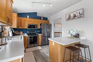 609 Bluebird St, Mora, MN 55051 - Photo 11
