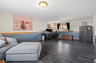 609 Bluebird St, Mora, MN 55051 - Photo 21