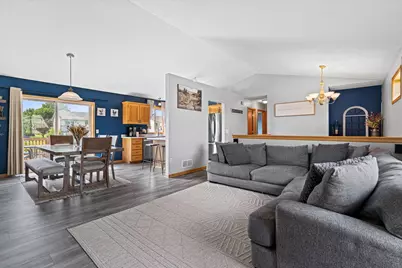 609 Bluebird Street, Mora, MN 55051 - Photo 7