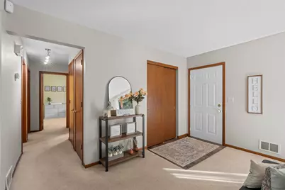 5843 June Avenue N, Brooklyn Center, MN 55429 - Photo 11
