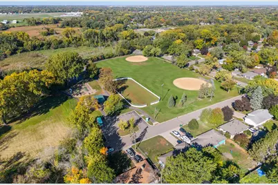 5843 June Avenue N, Brooklyn Center, MN 55429 - Photo 63