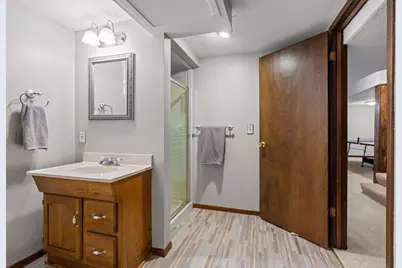 5843 June Avenue N, Brooklyn Center, MN 55429 - Photo 43