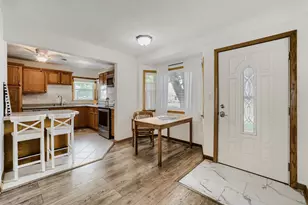 114 Frost St W, South Saint Paul, MN 55075 - Photo 3