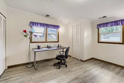114 Frost Street W, South Saint Paul, MN 55075 - Photo 15