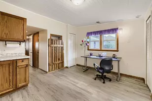 114 Frost St W, South Saint Paul, MN 55075 - Photo 9