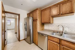 114 Frost St W, South Saint Paul, MN 55075 - Photo 7