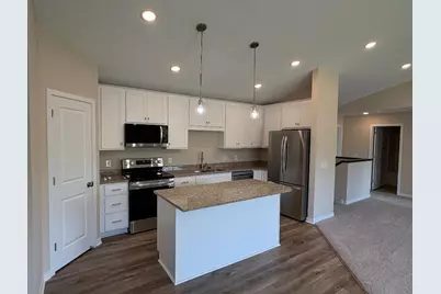 17703 Empire Trail, Lakeville, MN 55044 - Photo 5