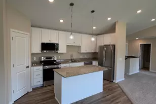 17703 Empire Trail, Lakeville, MN 55044 - Photo 5