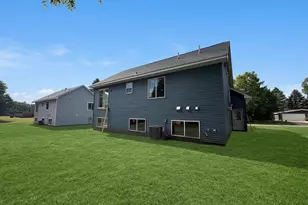 1312 Robinwood Ln, Faribault, MN 55021 - Photo 7
