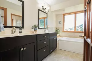 60 Oakwood Ct, Winona, MN 55987 - Photo 25
