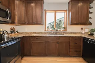 60 Oakwood Ct, Winona, MN 55987 - Photo 9