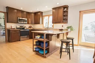 60 Oakwood Ct, Winona, MN 55987 - Photo 7